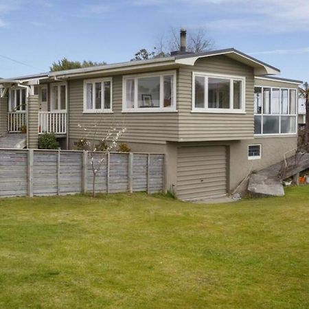 Adventurers Retreat Villa Taupo Exterior photo